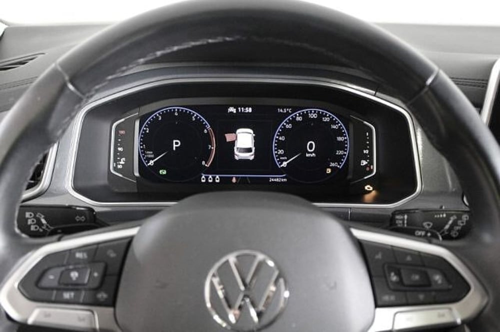 Volkswagen T-Roc Cabrio usata a Novara (7)