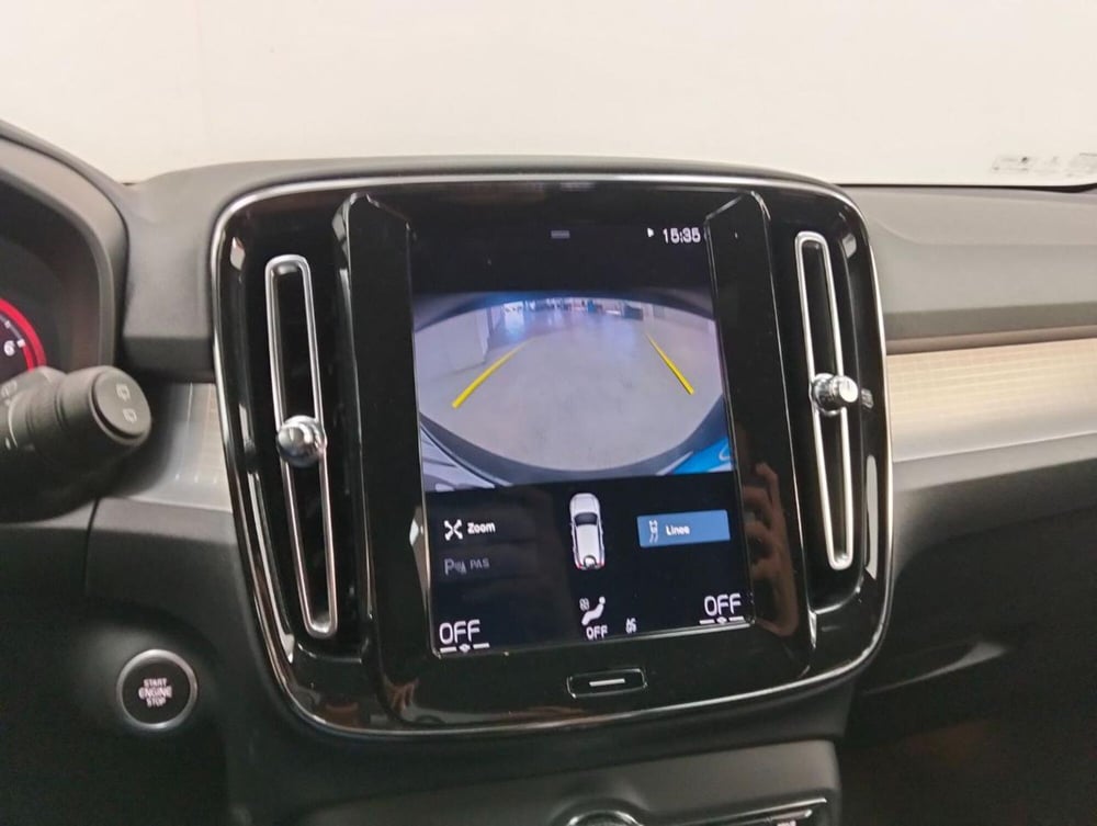 Volvo XC40 usata a Como (18)