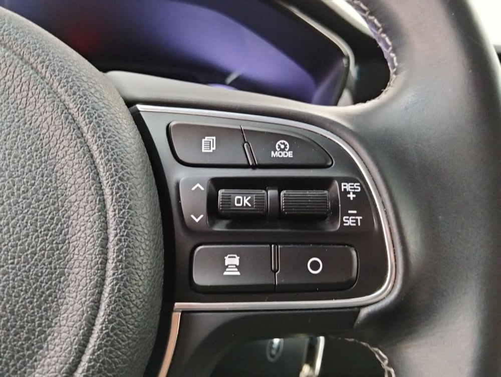 Kia Niro usata a Como (11)