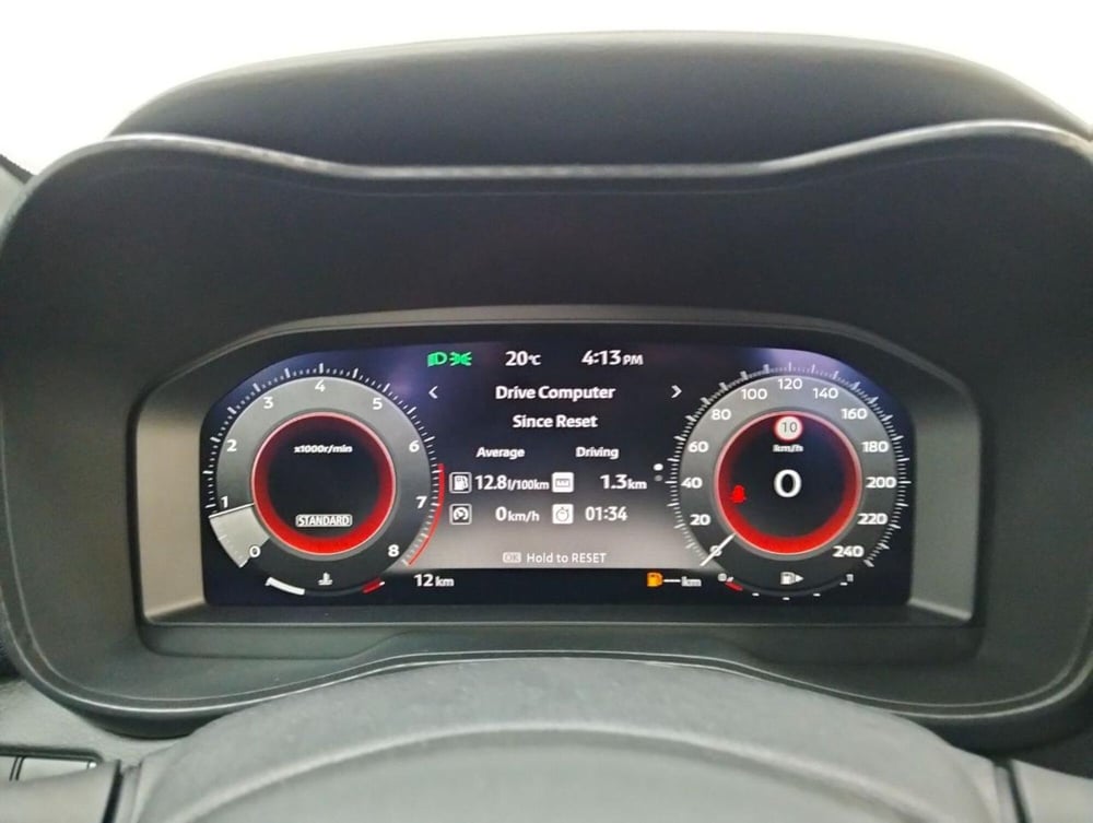 Nissan Juke nuova a Como (13)