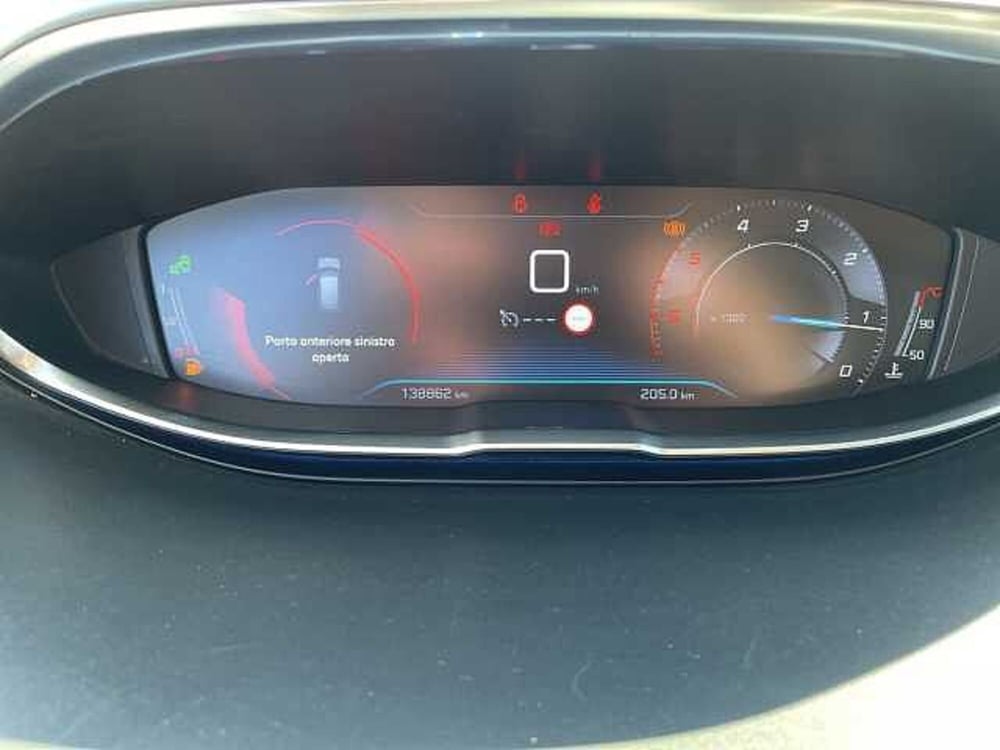 Peugeot 3008 usata a Ragusa (20)