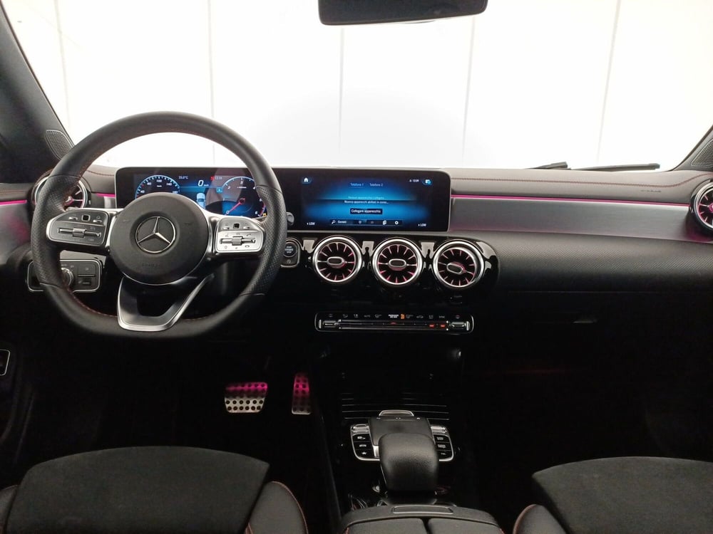 Mercedes-Benz CLA Shooting Brake usata a Lecce (10)