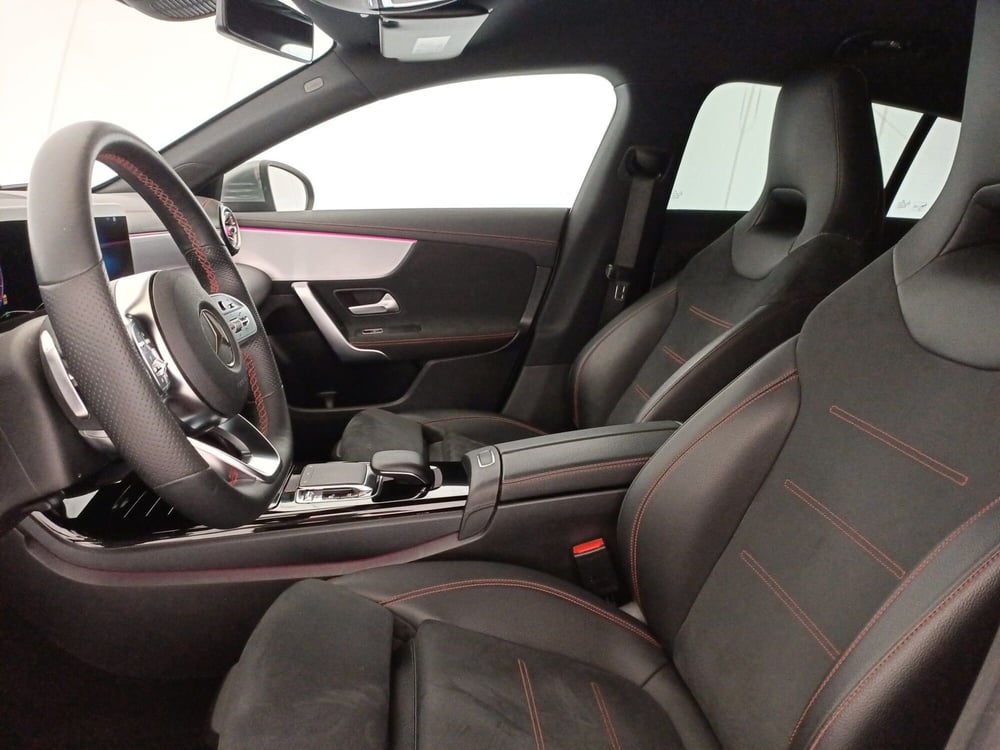 Mercedes-Benz CLA Shooting Brake usata a Lecce (6)