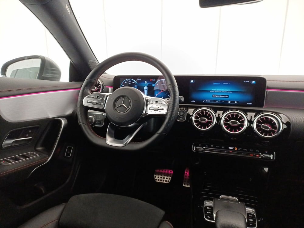 Mercedes-Benz CLA Shooting Brake usata a Lecce (9)