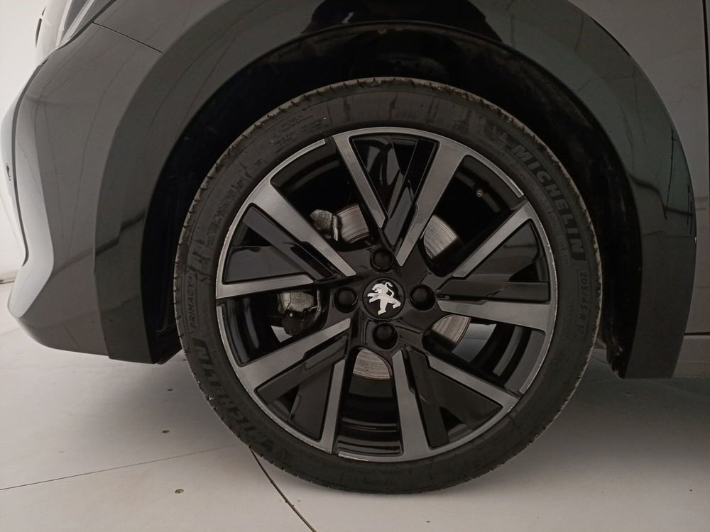 Peugeot 208 usata a Bari (14)