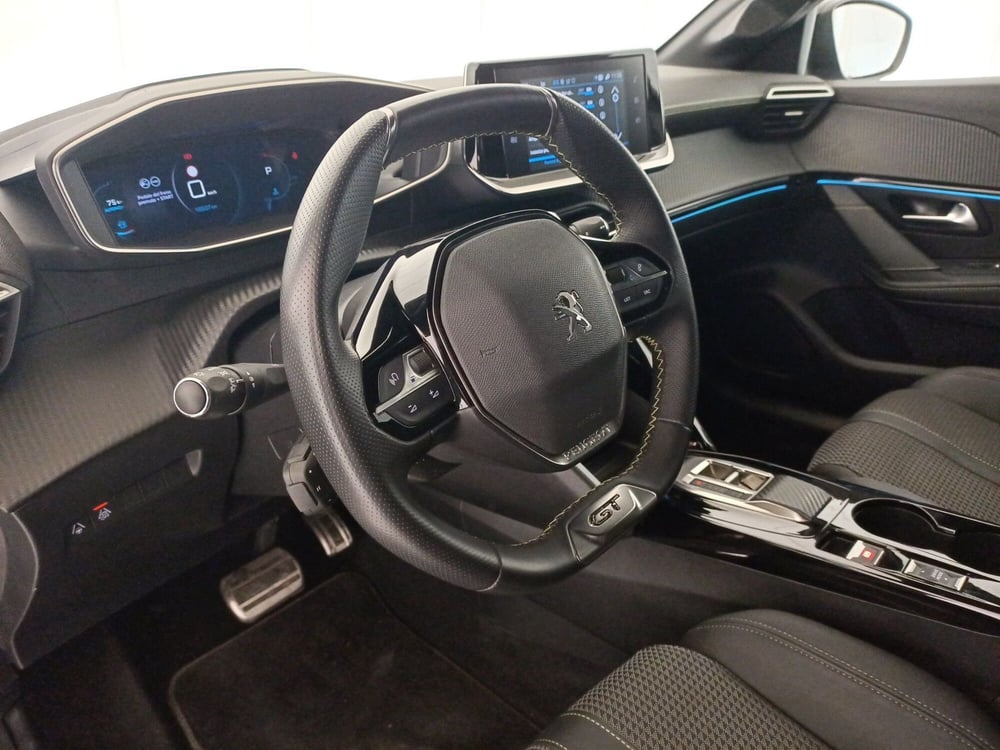 Peugeot 208 usata a Bari (5)