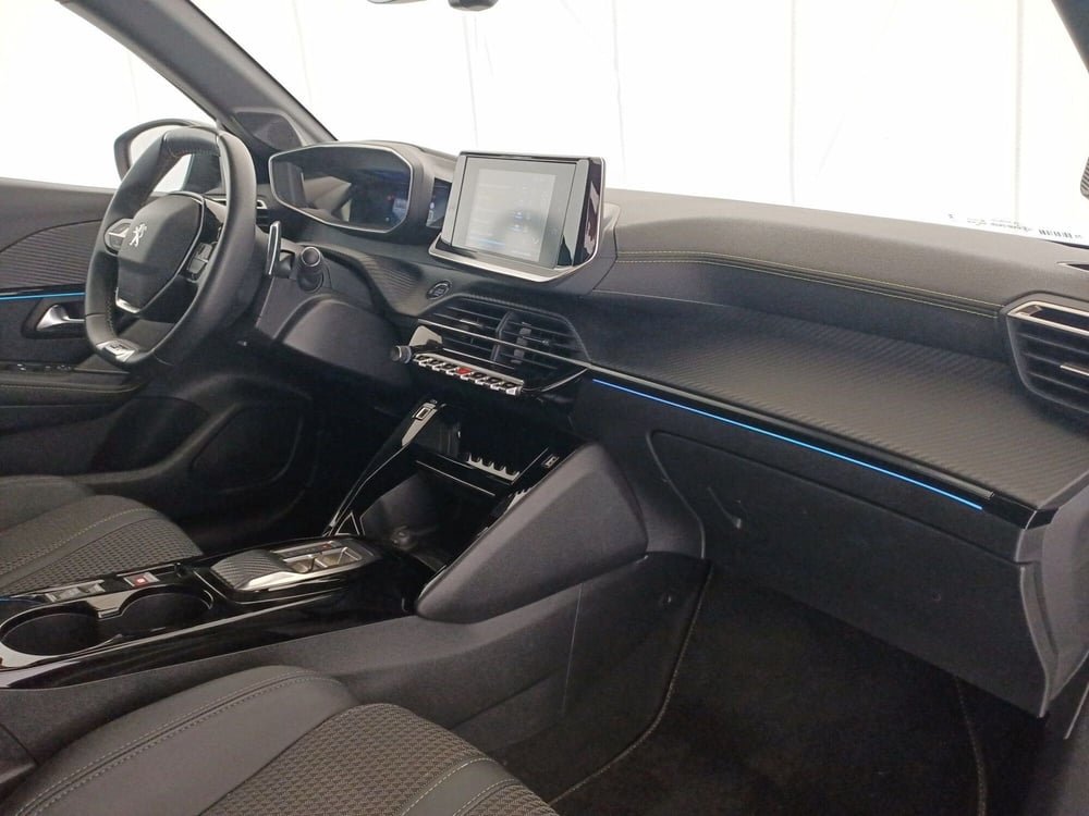 Peugeot 208 usata a Bari (7)