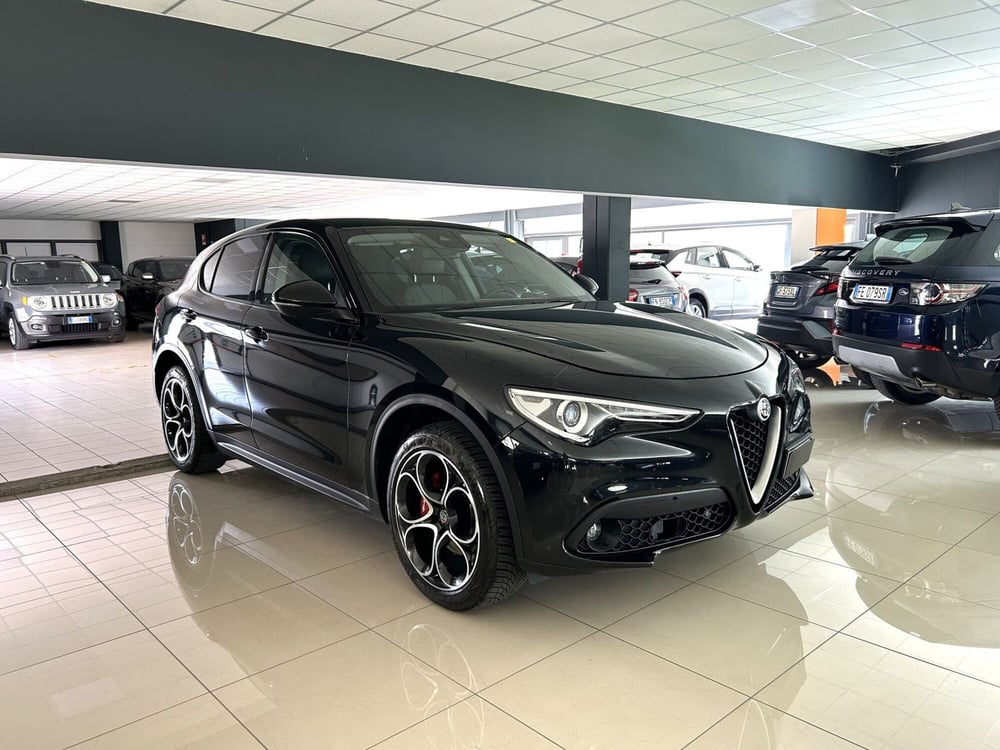 Alfa Romeo Stelvio usata a Ferrara (3)