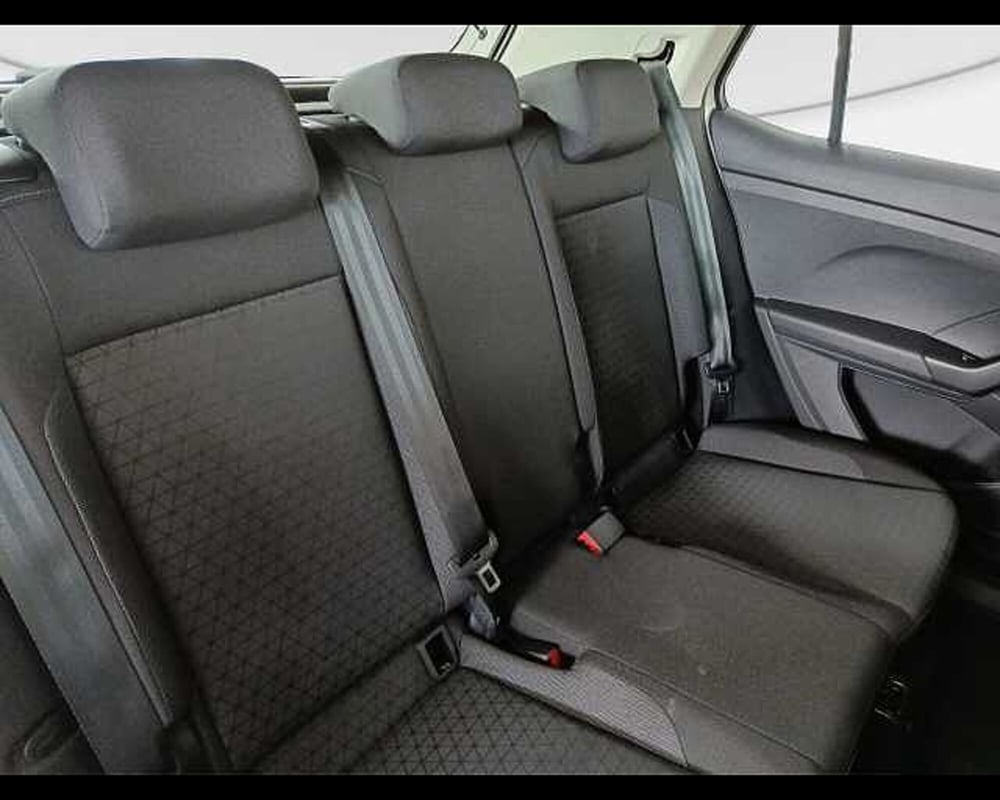 Volkswagen T-Cross usata a Roma (9)