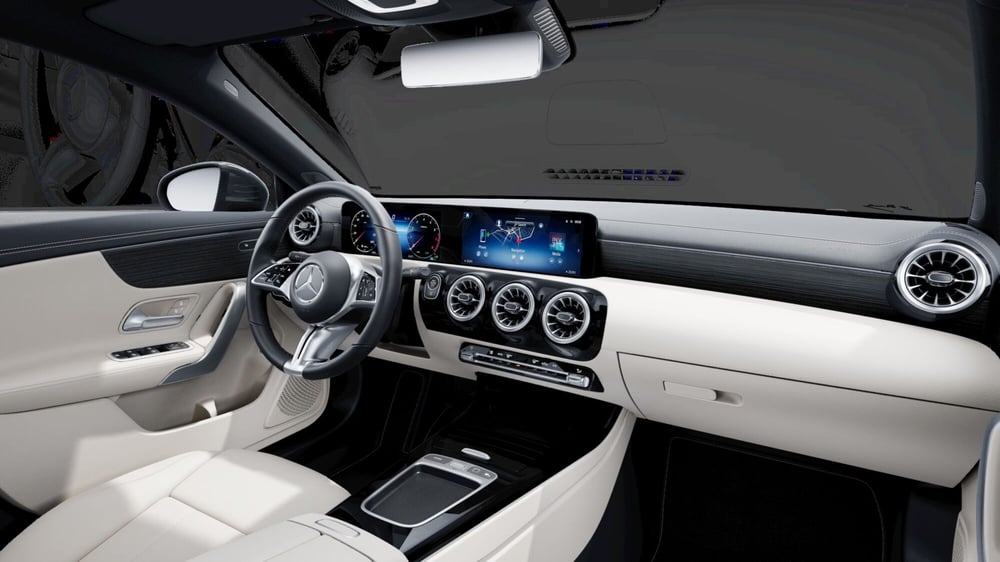 Mercedes-Benz CLA nuova a Milano (5)