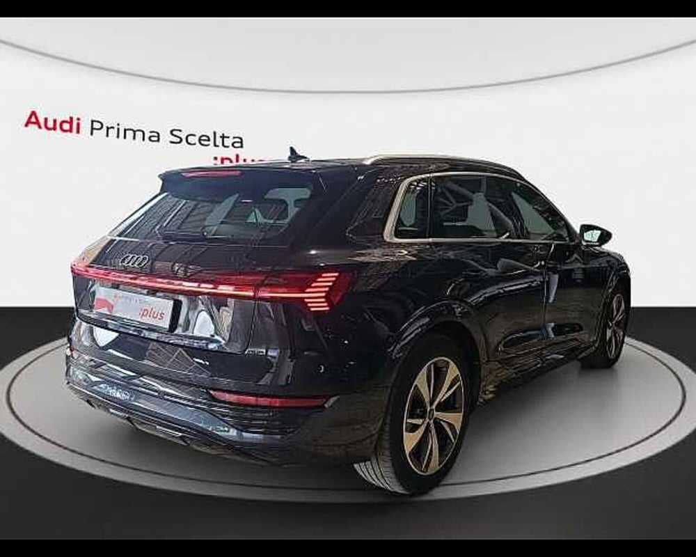 Audi Q8 Sportback usata a Roma (4)