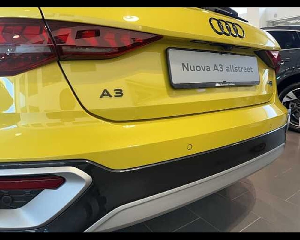 Audi A3 allstreet nuova a Roma (18)