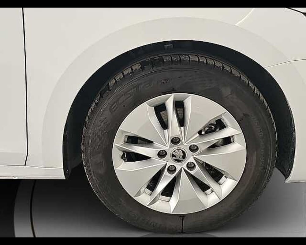 Skoda Octavia Station Wagon usata a Roma (11)