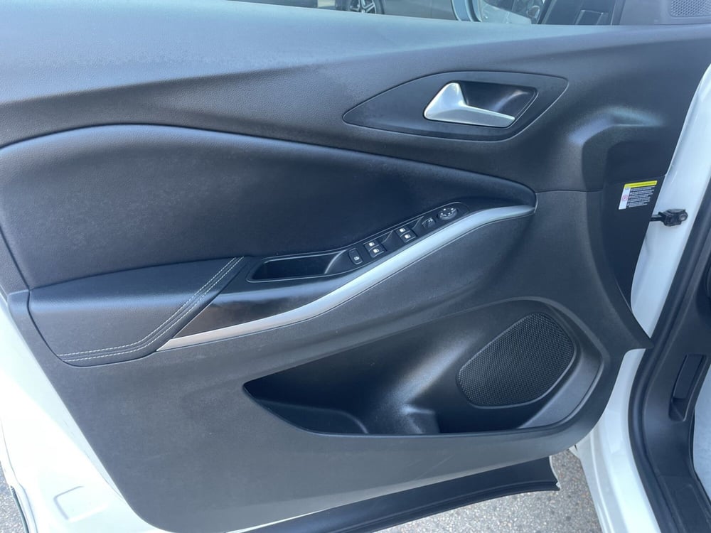 Opel Grandland usata a Pescara (8)