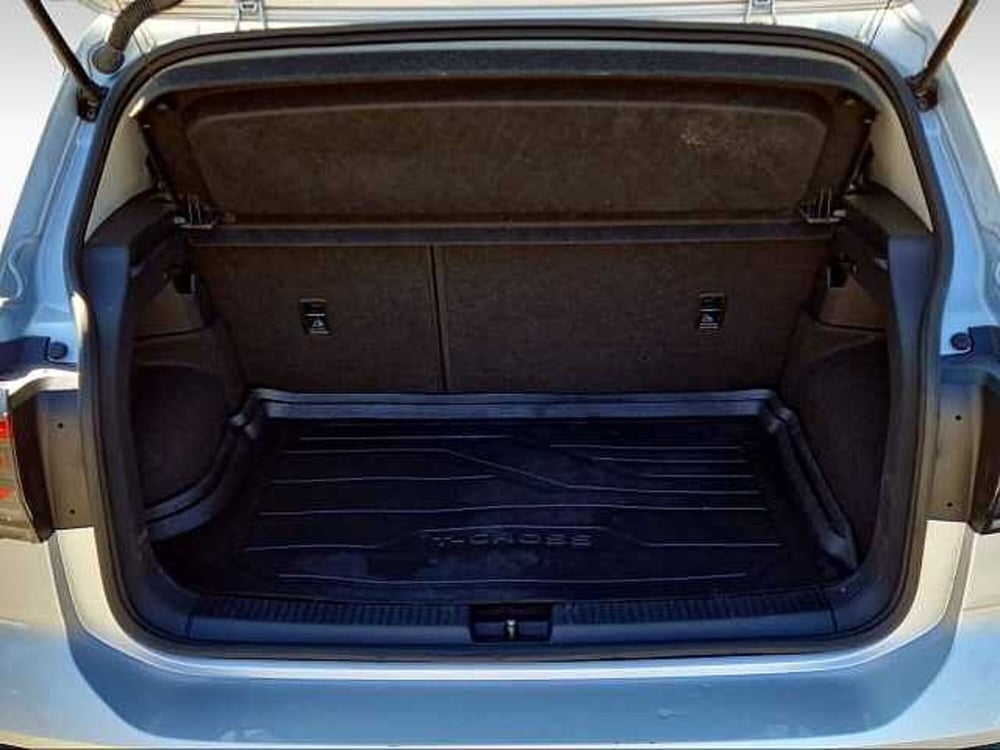 Volkswagen T-Cross usata a Siena (14)