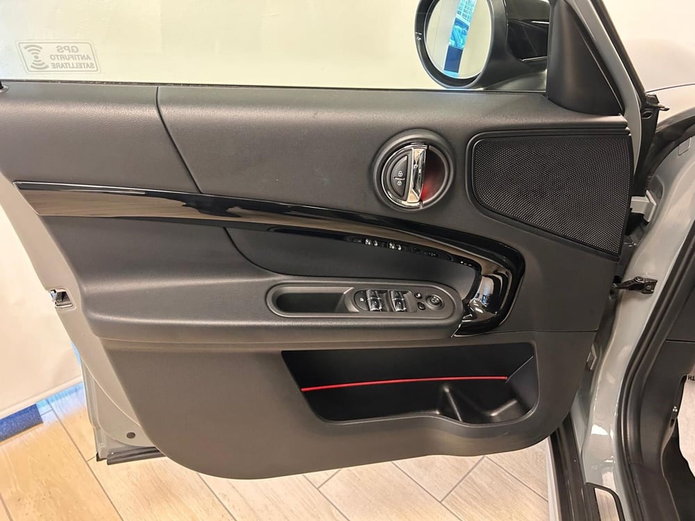 MINI Mini Countryman usata a Torino (10)