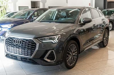 Audi Q3 Sportback 35 TFSI S line edition del 2024 usata a Rovigo