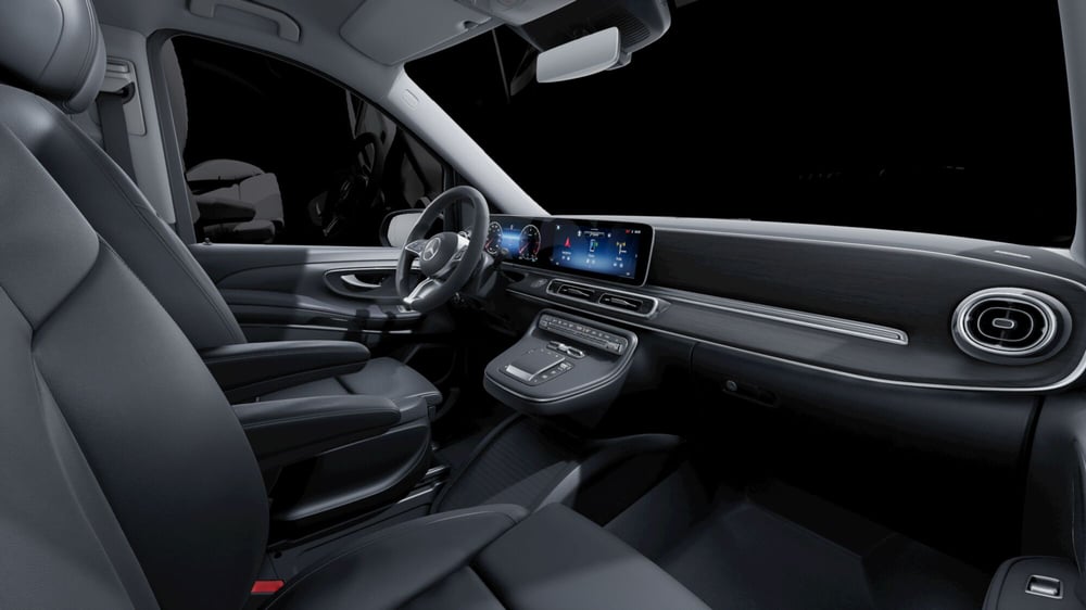 Mercedes-Benz Classe V nuova a Milano (9)