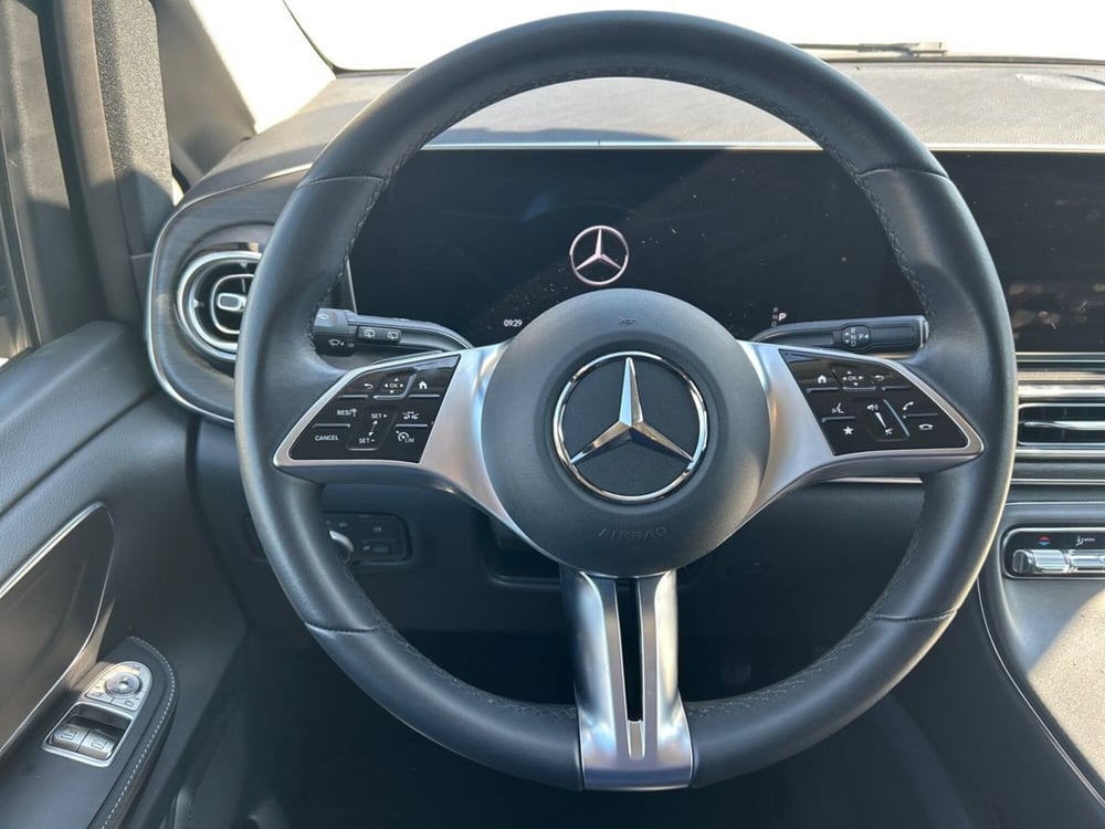 Mercedes-Benz Classe V usata a Milano (11)