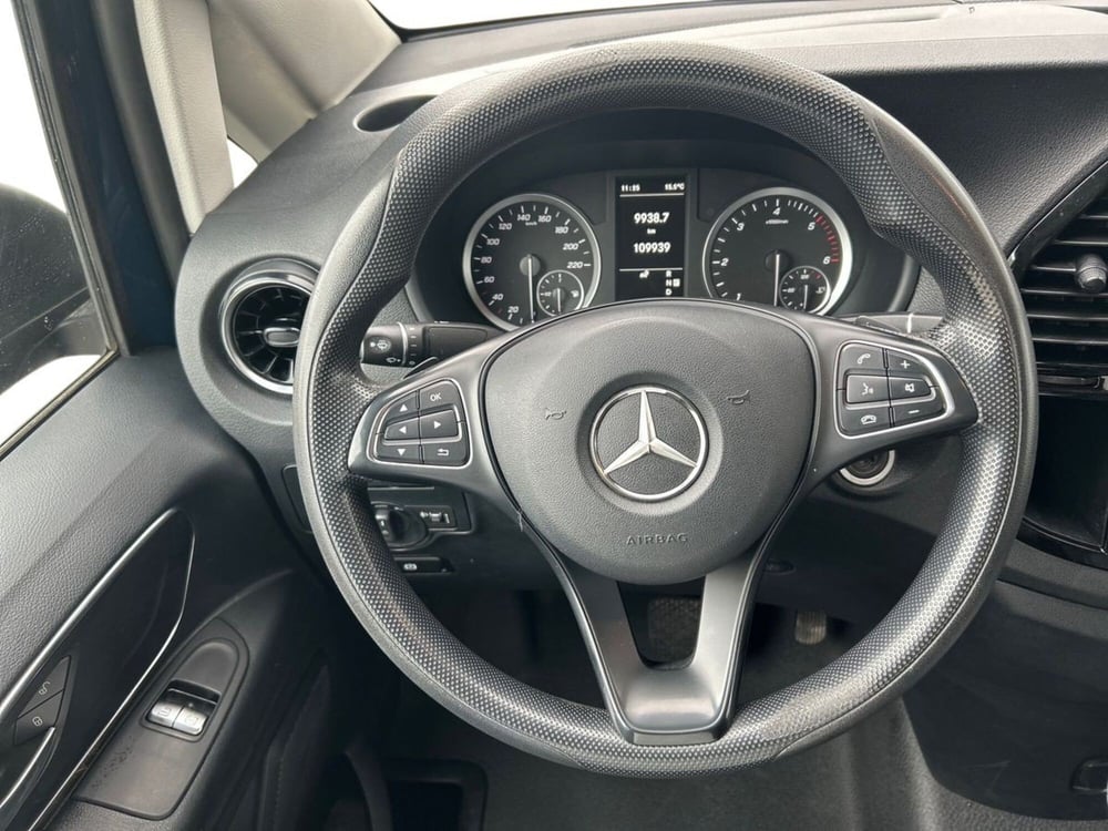 Mercedes-Benz Vito usata a Milano (11)