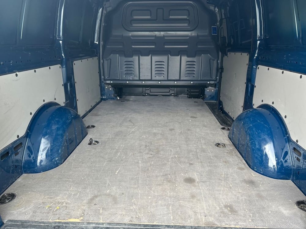 Mercedes-Benz Vito usata a Milano (8)