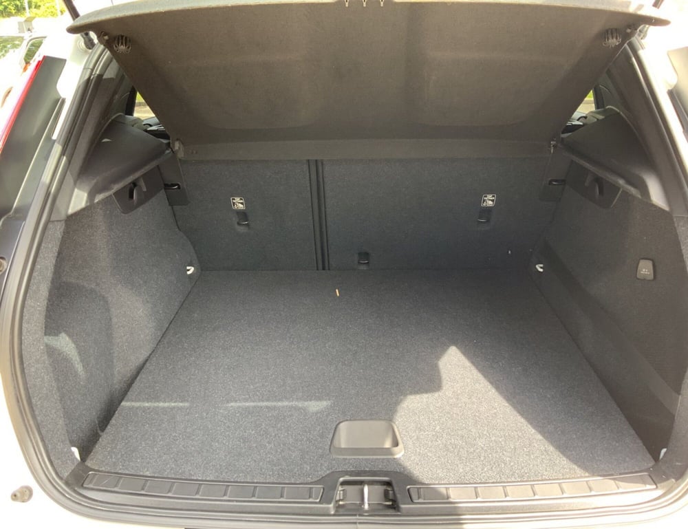 Volvo XC40 usata a Perugia (16)