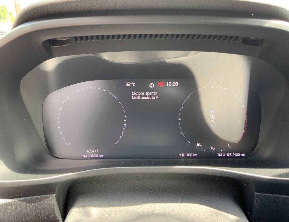 Volvo XC40 usata a Perugia (6)