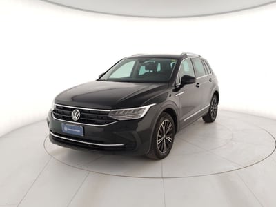 Volkswagen Tiguan 1.5 TSI ACT Life del 2022 usata a Massa