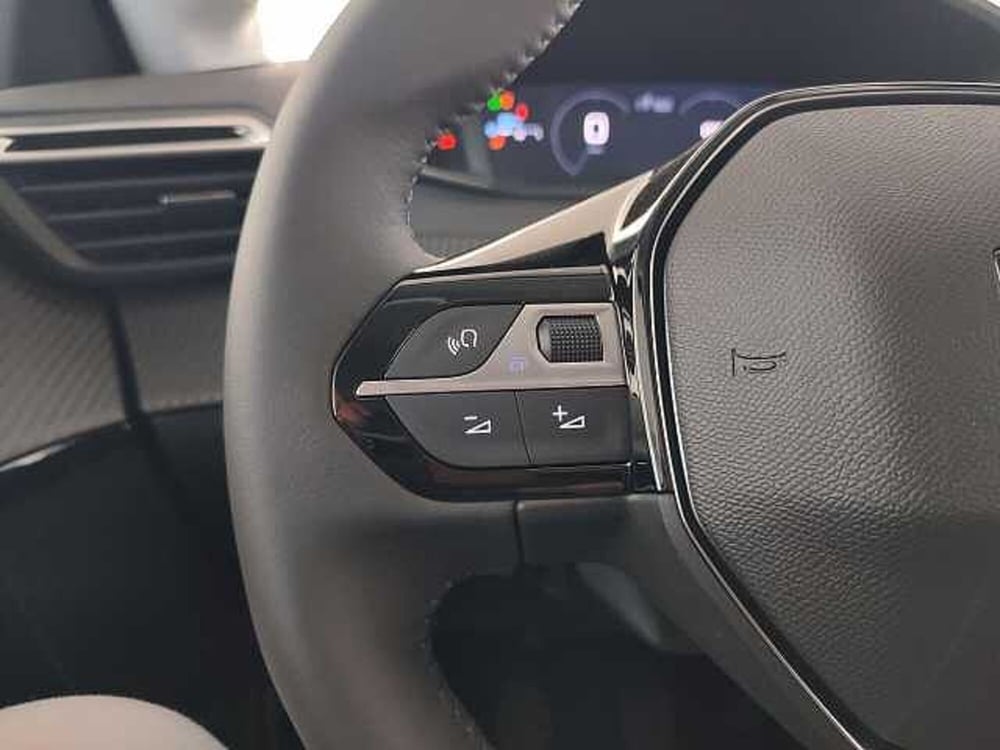 Peugeot 208 nuova a Palermo (11)
