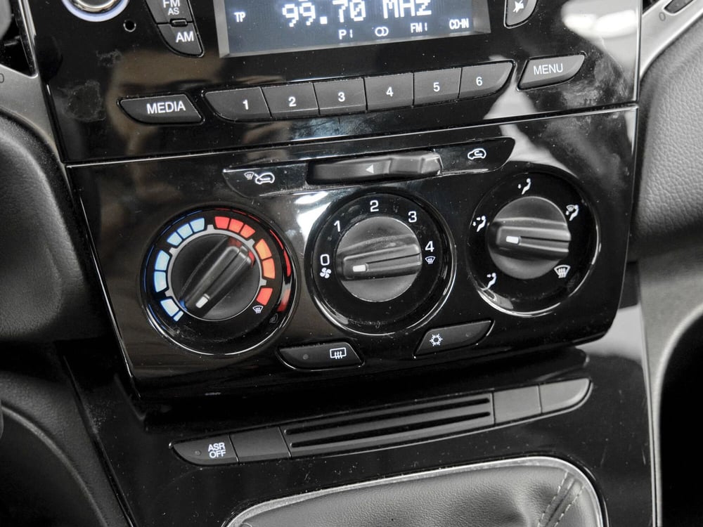 Lancia Ypsilon usata a Prato (12)