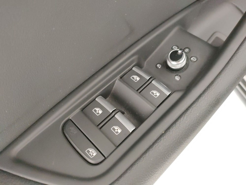 Audi A4 Avant usata a Caserta (12)