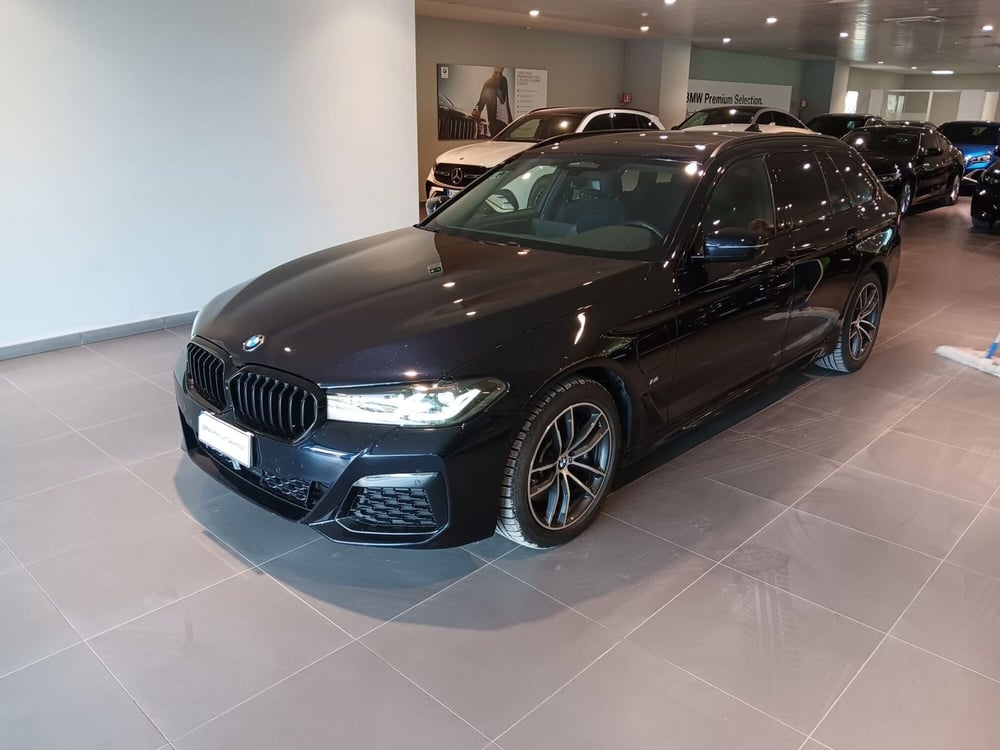 BMW Serie 5 Touring usata a Asti