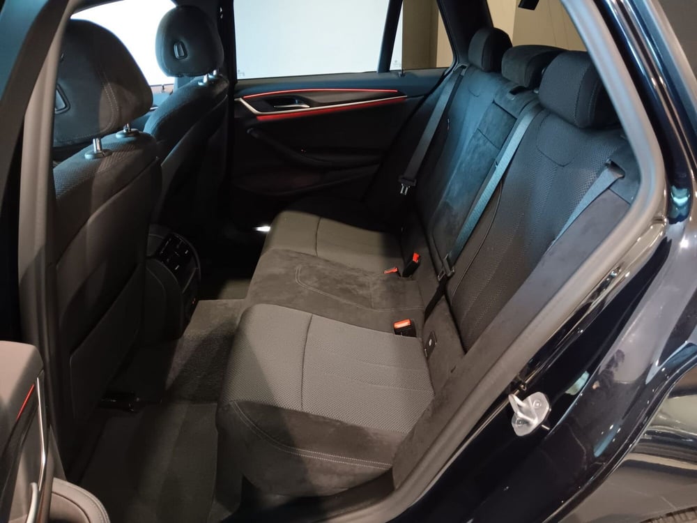 BMW Serie 5 Touring usata a Asti (11)