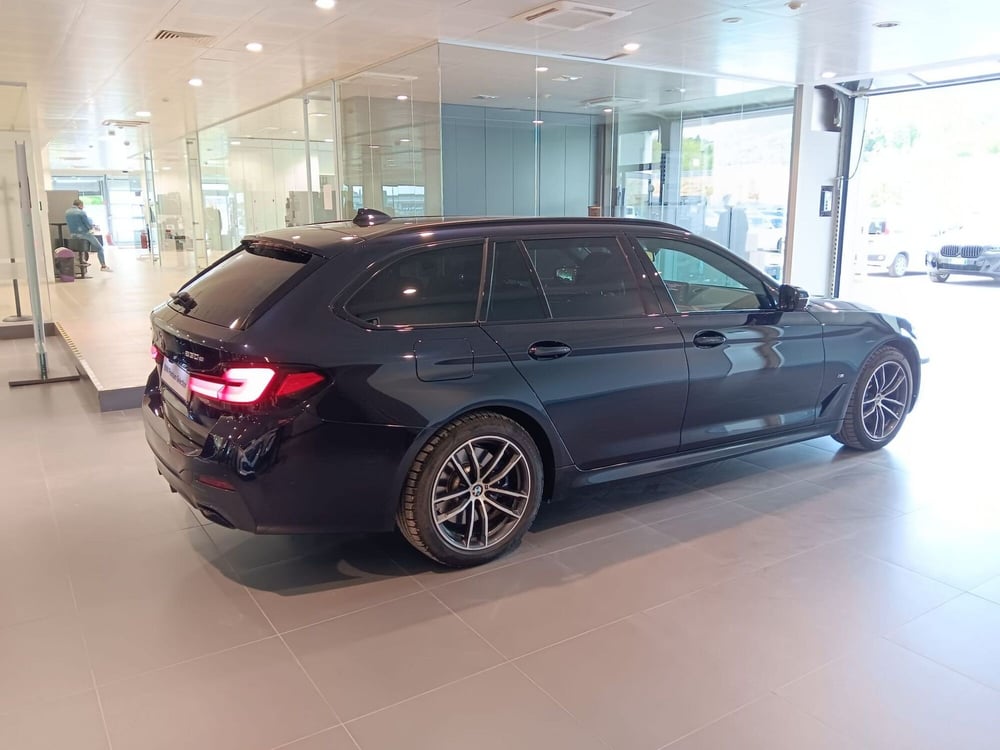 BMW Serie 5 Touring usata a Asti (6)