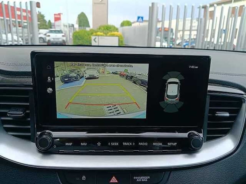 Kia XCeed usata a Milano (15)