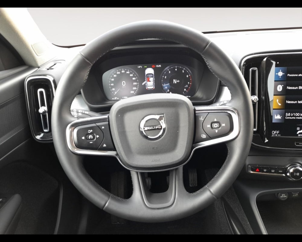 Volvo XC40 usata a Bologna (12)
