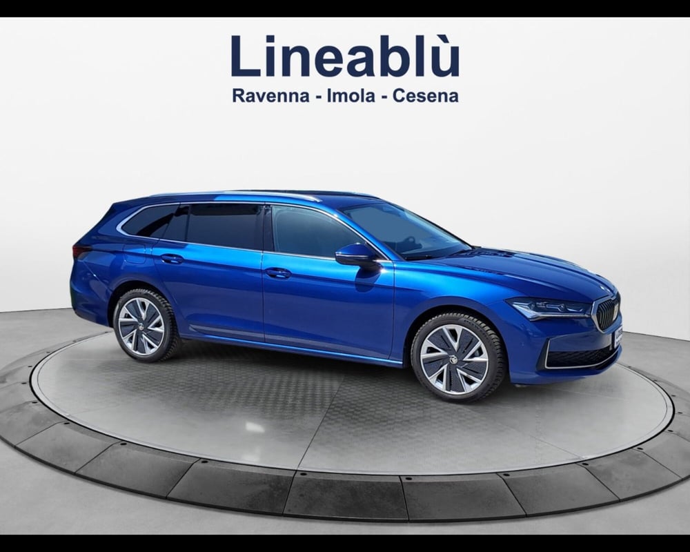Skoda Superb Station Wagon nuova a Forlì-Cesena (3)
