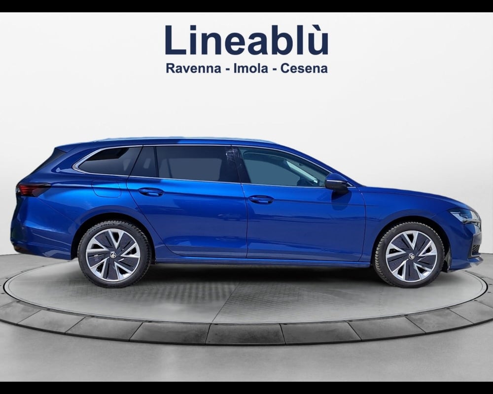 Skoda Superb Station Wagon nuova a Forlì-Cesena (6)