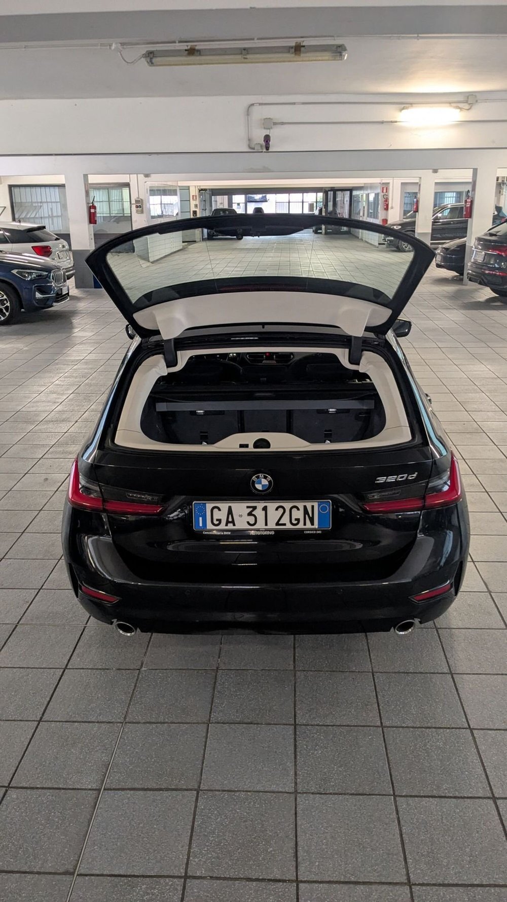 BMW Serie 3 usata a Milano (7)