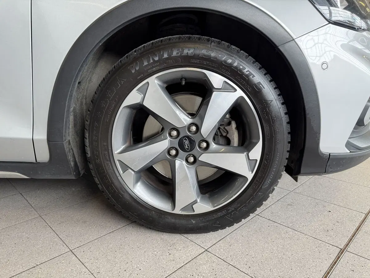 Ford Focus Station Wagon usata a Monza e Brianza (18)