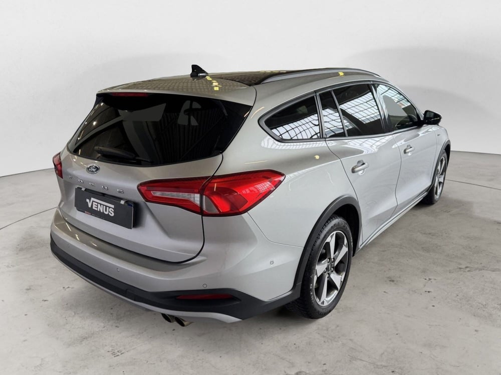 Ford Focus Station Wagon usata a Monza e Brianza (8)