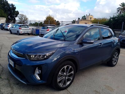 Kia Stonic 1.0 T-GDi 120 CV MHEV DCT Style del 2023 usata a Fisciano