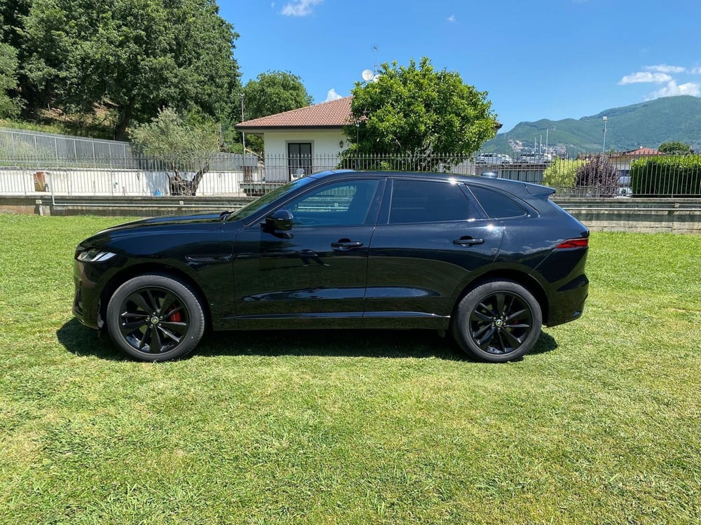 Jaguar F-Pace usata a Salerno (10)