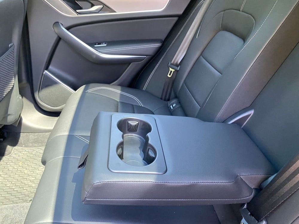 Jaguar F-Pace usata a Salerno (18)