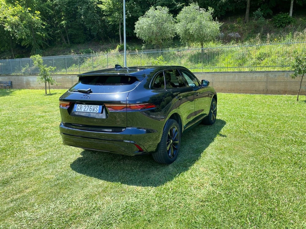 Jaguar F-Pace usata a Salerno (3)