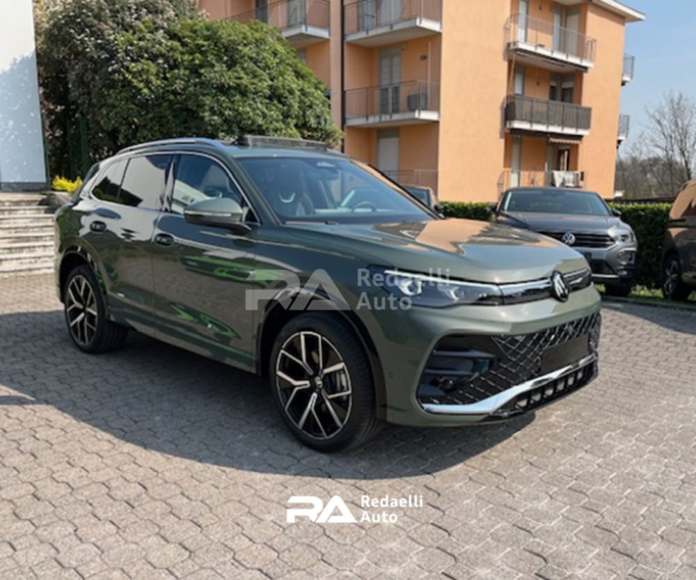 Volkswagen Tiguan nuova a Lecco (3)