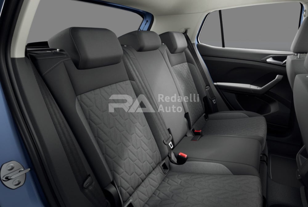 Volkswagen T-Cross nuova a Lecco (8)