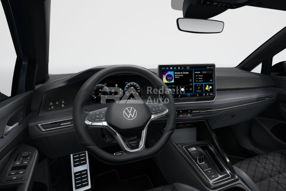 Volkswagen Golf nuova a Lecco (6)