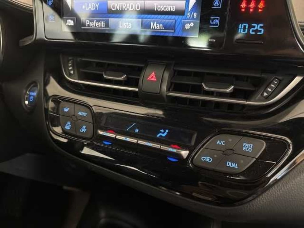 Toyota Toyota C-HR usata a Pistoia (15)