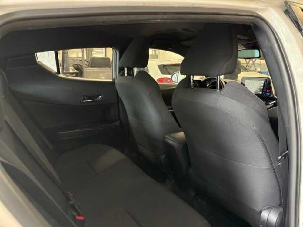 Toyota Toyota C-HR usata a Pistoia (19)